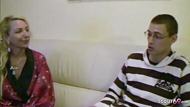 Mother caught Aunt Jenny Sex Step Son and Join 3some German