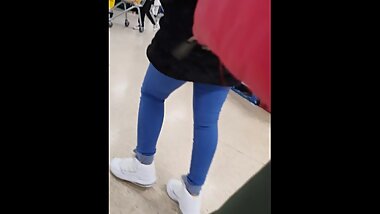 Step mom Slut Pee on her blue Jeans without Warning in supermarket