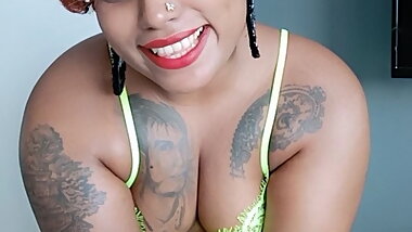 Amma Ilaria fucks son's best friend while son's not home