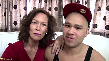 Real mature mom fucked by young not her son