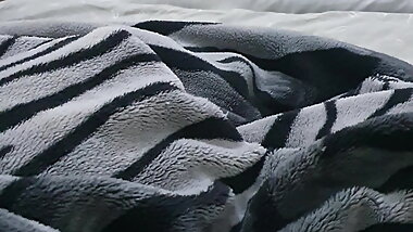 Step mom with skirt has sex with Pakistan step son