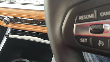 Stepmom makes stepson cum in 20 seconds in the car