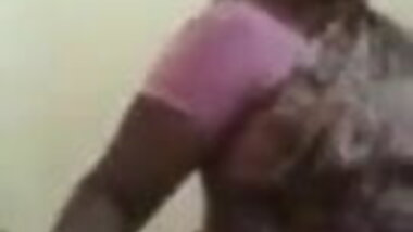 BBw mom doing jarking to son