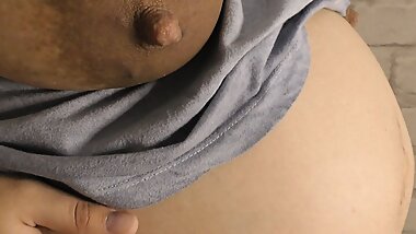 My kinky stepmom allowed me pet her pregnant body who becomes that after my creampie 9 month ago - Milky Mari