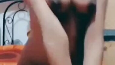 Desi INDIA TEEN Randi aur meri behen ne khud ka MMS banaya apne gandu Boyfriend ke liye