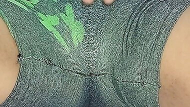 I put my hand in my stepdaughter's pants to warm her up and give her a good fuck