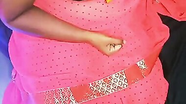 Tamil Aunty Teaches Jerking Off