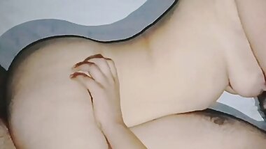 Sotele Chote Bhai Ne Choot Or Gaand Dono Faad kar rakh di