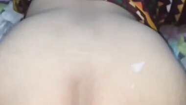 Queenbeauty ko bad sheet thak karta time dogi style ma choda bhote maza aya sex kar ka. .