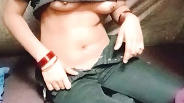 Step-cousin flirts and has romantic doggystyle fuck with desi Kabita, xxx with Hindi audio