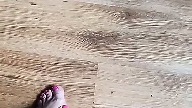 Beautiful milf footjob in bedroom