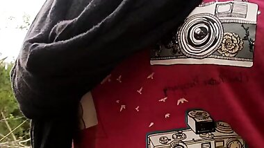 Desi bhabhi ko devar ne khet me lekar choda