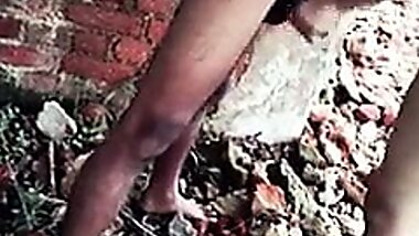 Hot Indian Aunty masturbating outside for fun