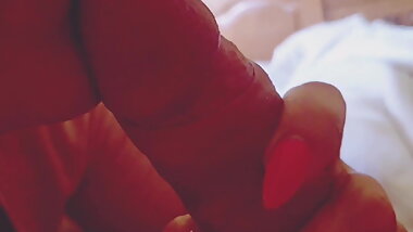 Let this MILF do a perfect blowjob on onlyfans